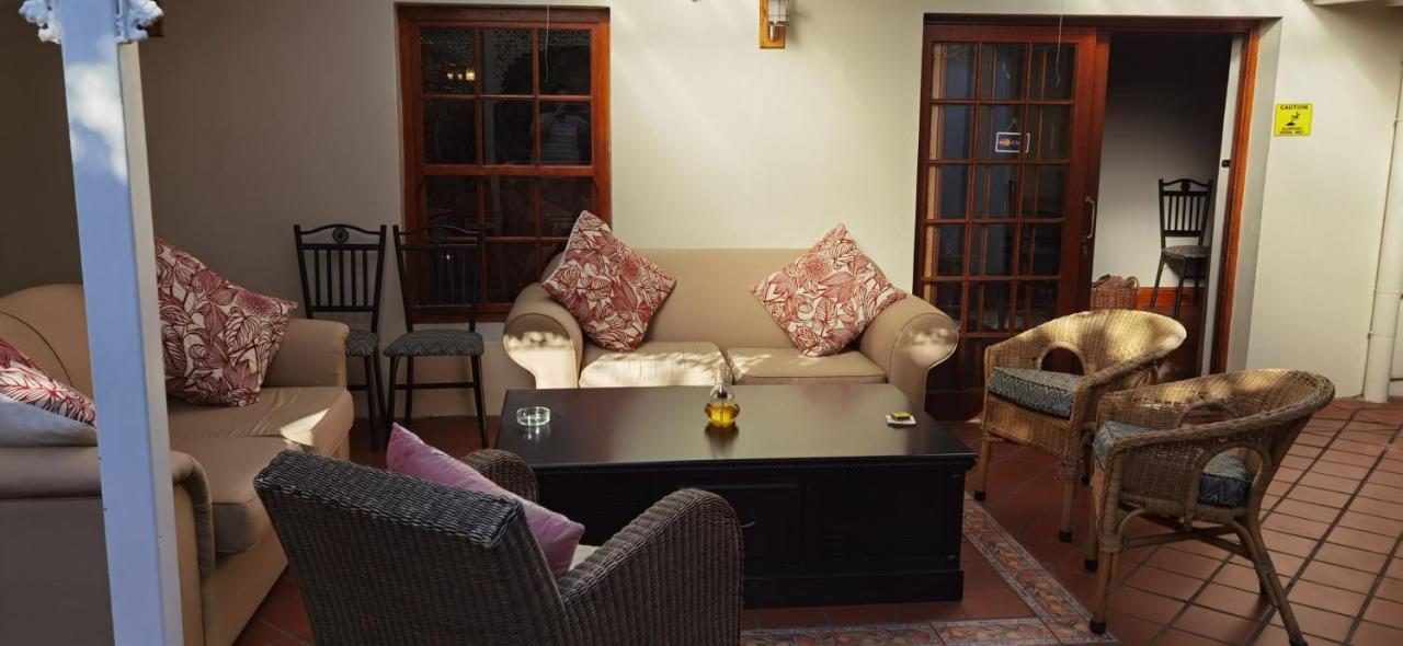 137 High Street Guest House Grahamstown Eksteriør billede