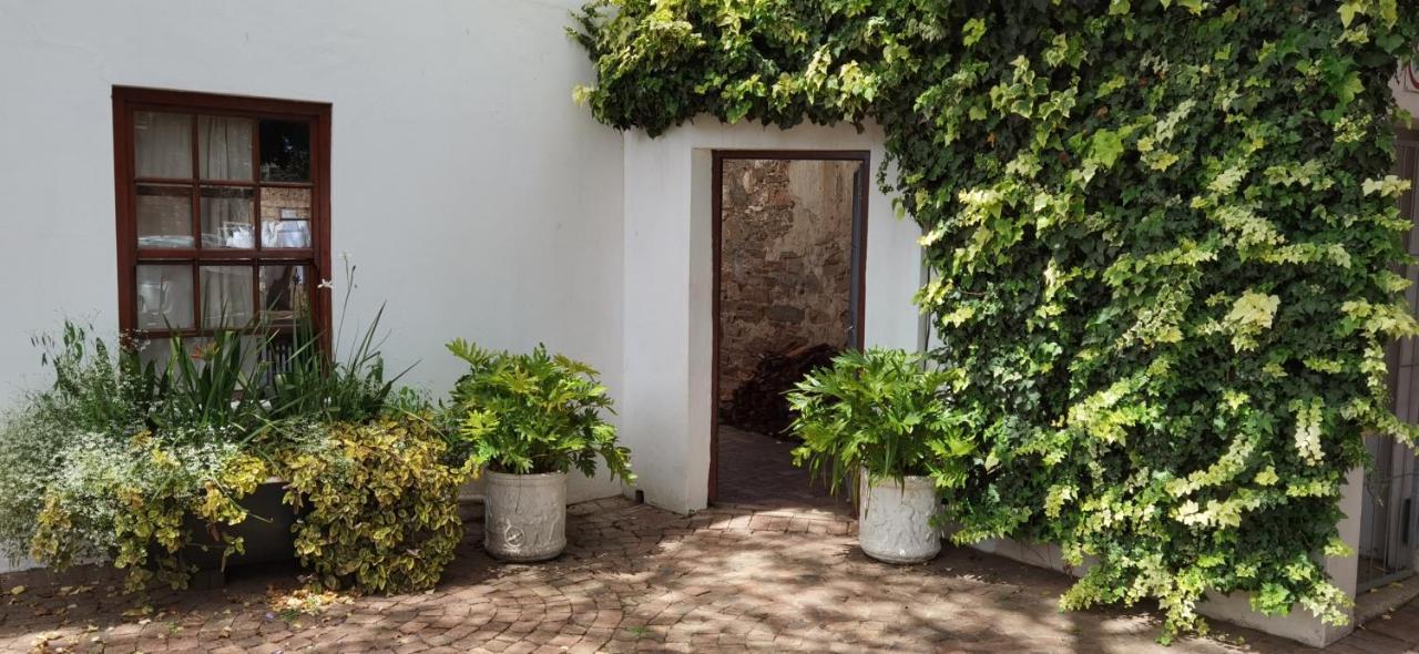 137 High Street Guest House Grahamstown Eksteriør billede